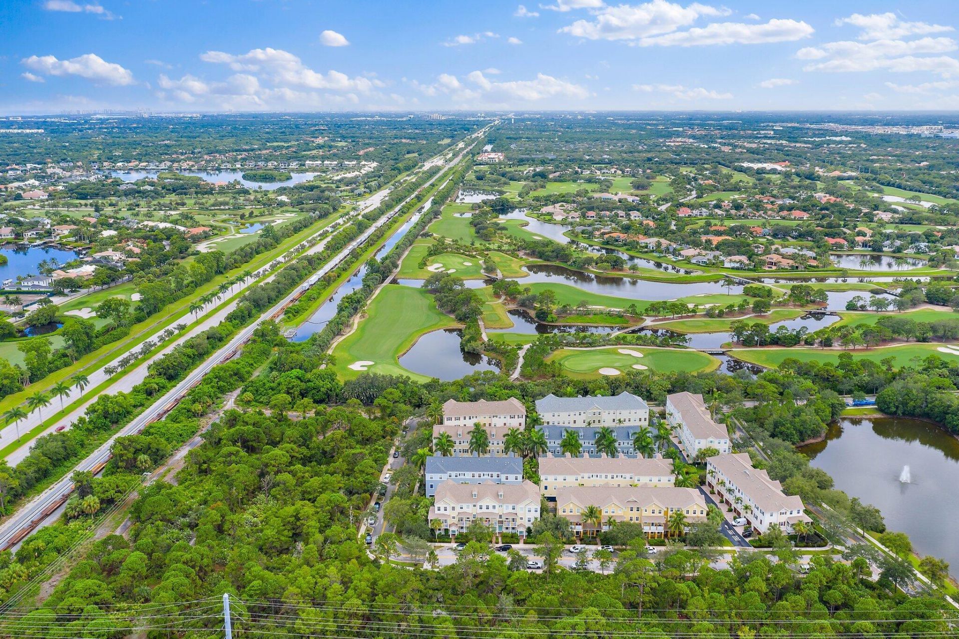 356 W Thatch Palm Circle, Unit 105, Jupiter, FL 33458 Photo