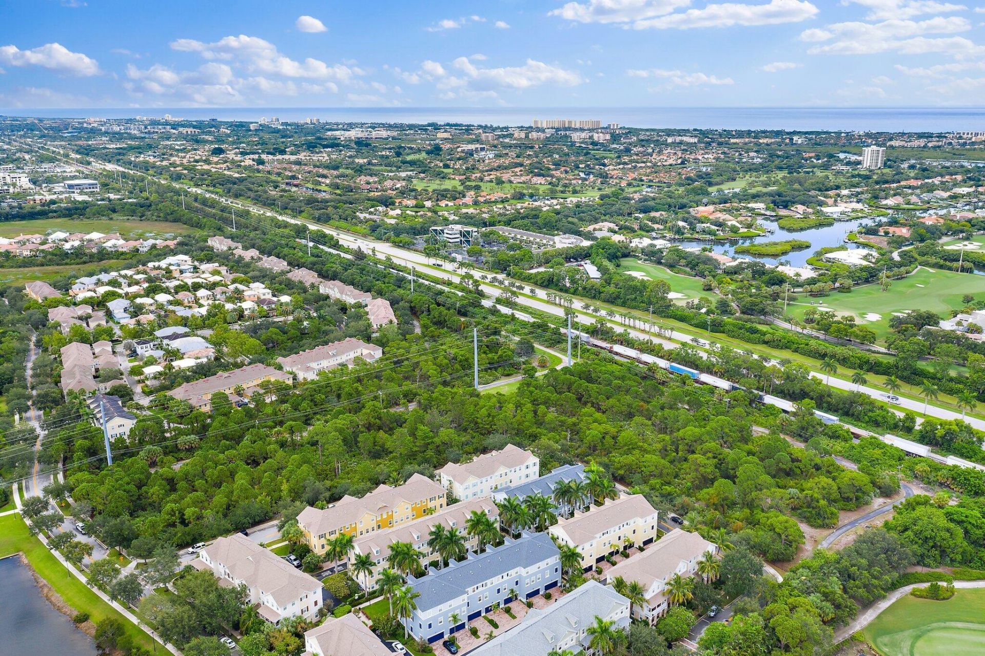 356 W Thatch Palm Circle, Unit 105, Jupiter, FL 33458 Photo