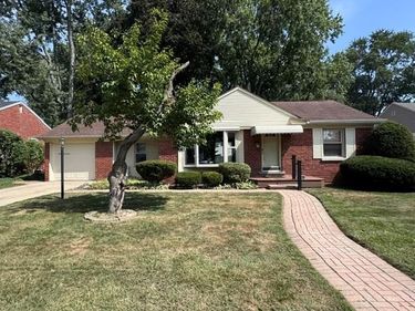 23136 Lilac Street, Farmington, Mi 48336