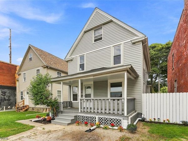 2217 Broadway, Lorain, OH 44052