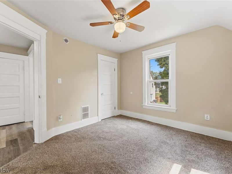 2217 Broadway, Lorain, OH 44052 Photo 24