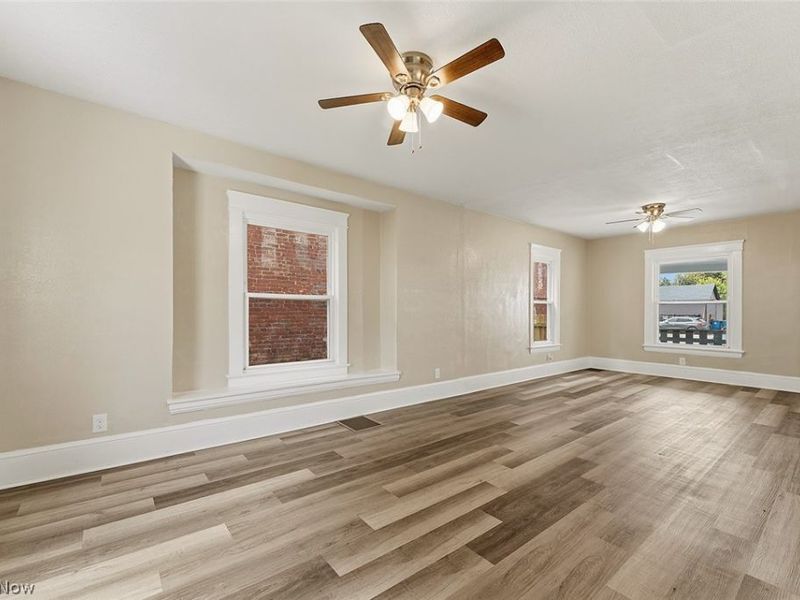 2217 Broadway, Lorain, OH 44052 Photo 8