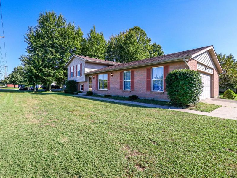 115 Winding Trails Drive, Williamsburg, OH 45176 Photo 2
