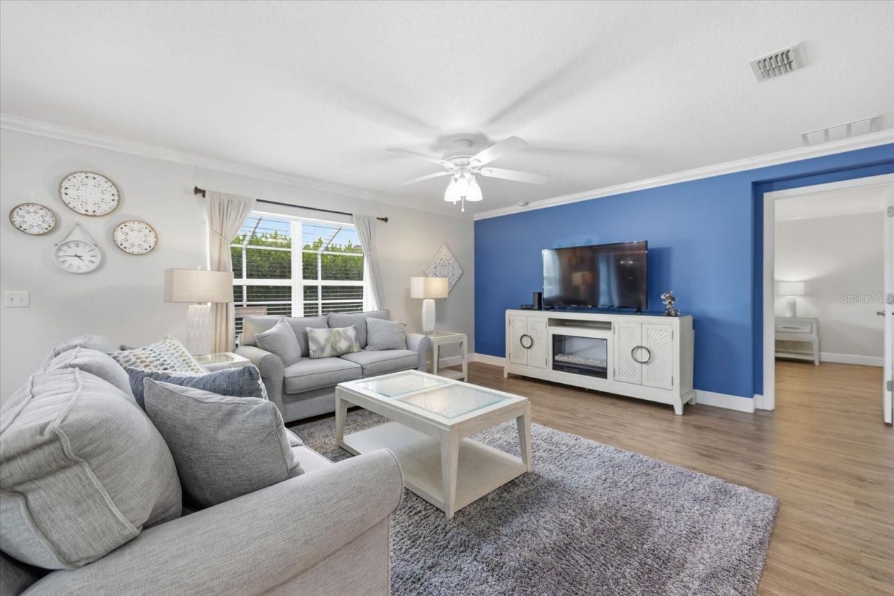 305 65th Avenue E, Bradenton, FL 34203 Photo