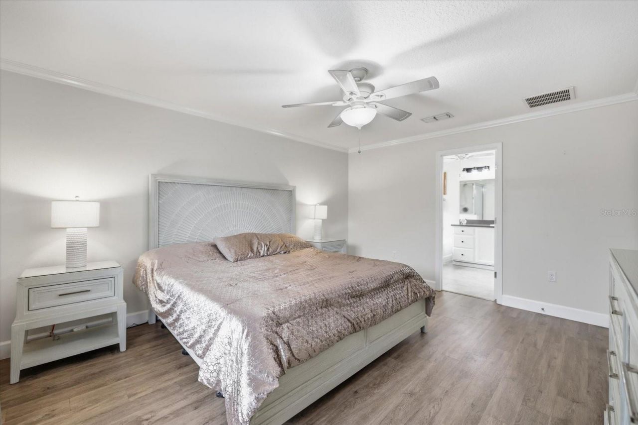 305 65th Avenue E, Bradenton, FL 34203 Photo