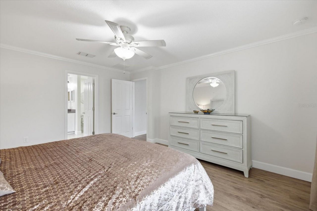 305 65th Avenue E, Bradenton, FL 34203 Photo
