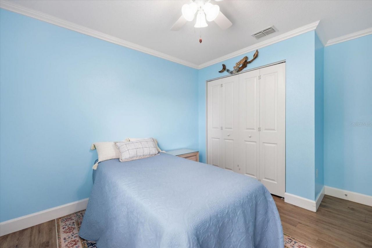 305 65th Avenue E, Bradenton, FL 34203 Photo