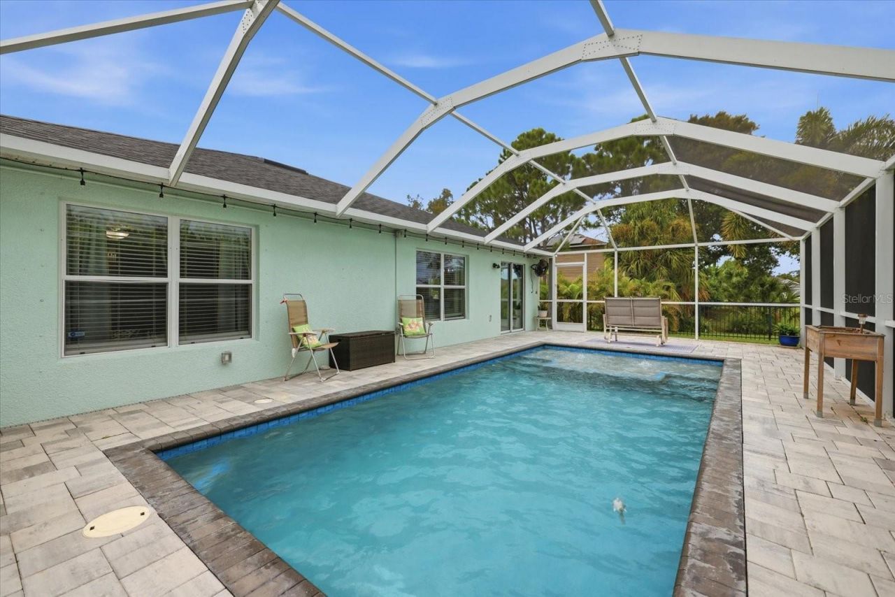 305 65th Avenue E, Bradenton, FL 34203 Photo