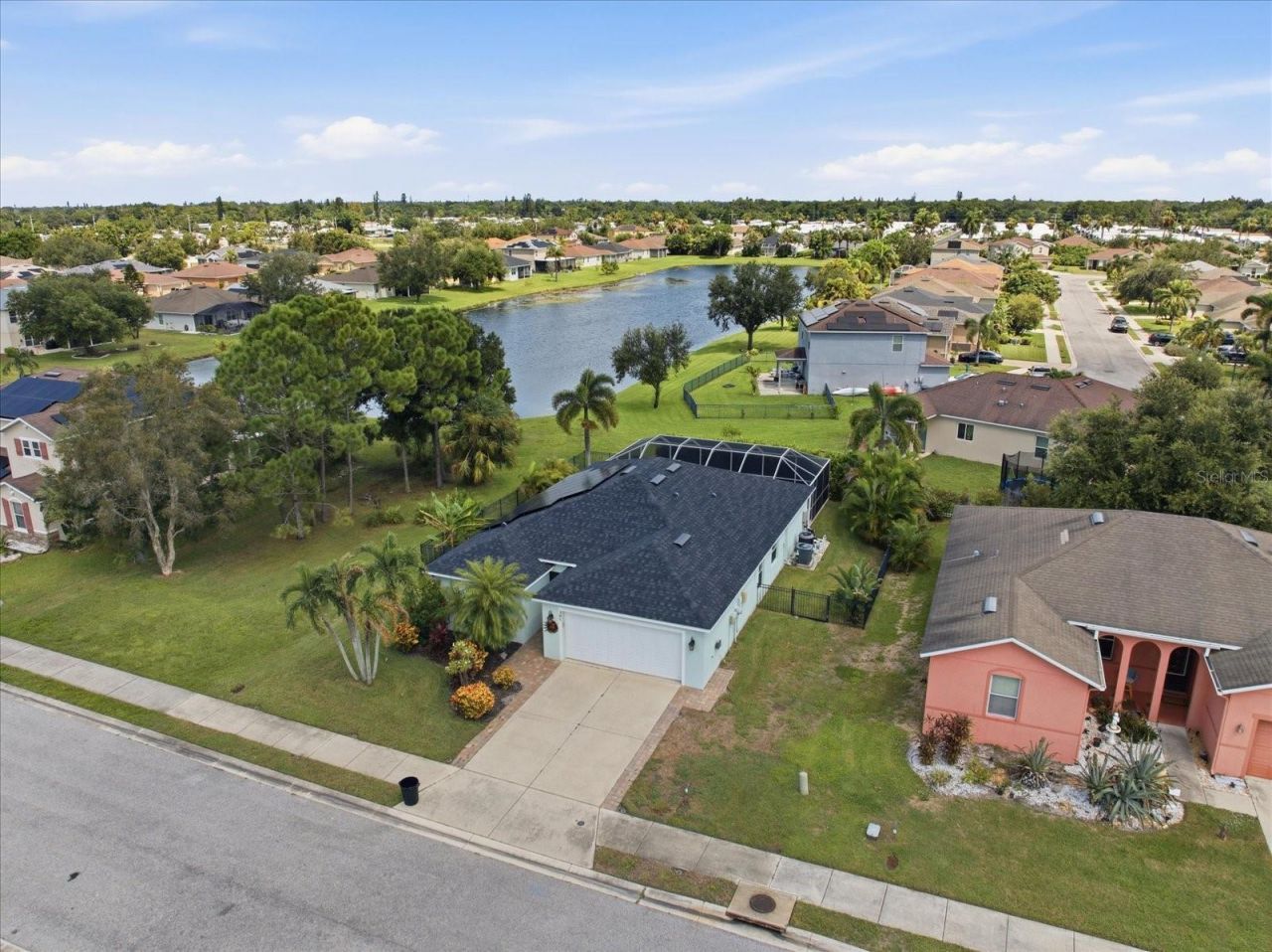 305 65th Avenue E, Bradenton, FL 34203 Photo