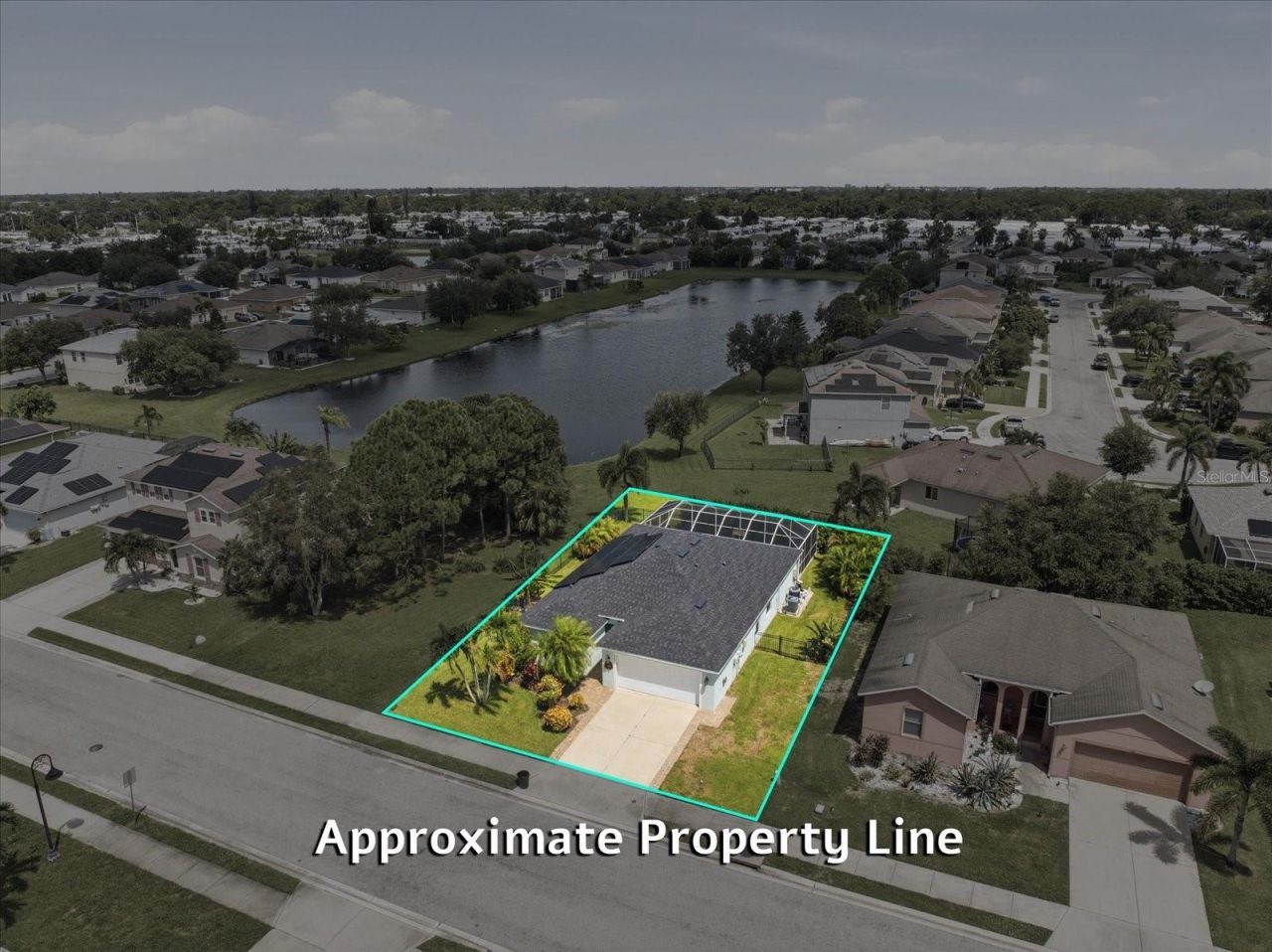305 65th Avenue E, Bradenton, FL 34203 Photo
