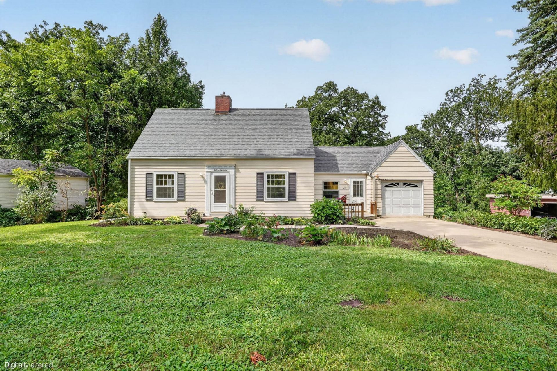 1613 Cherry Lane, Cedar Falls, IA 50613 Main Photo
