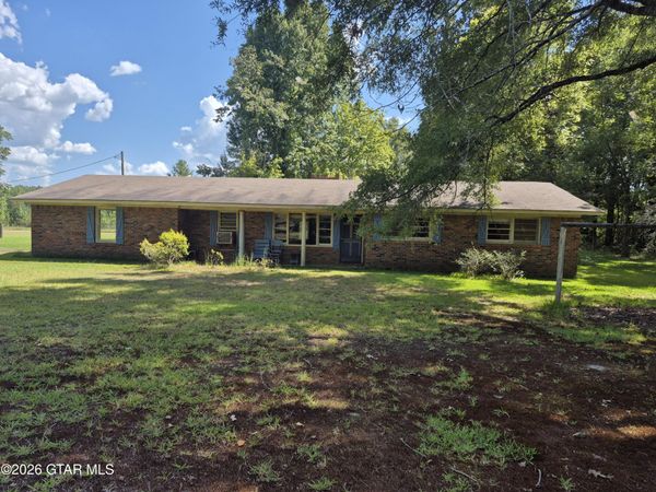 904 Moon Heard Road, Prairie, MS 39756