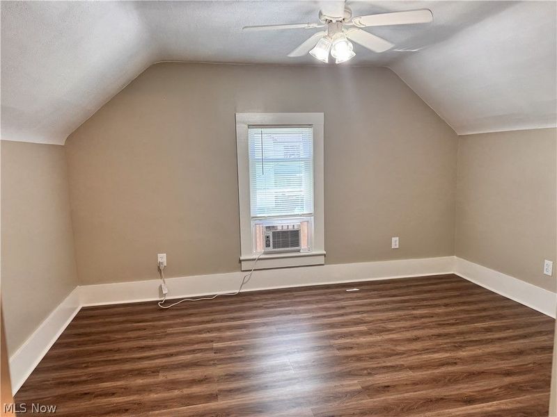 301 Bell Street, Barberton, OH 44203 Photo 12