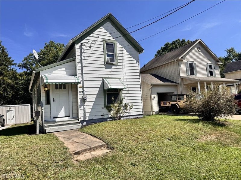 301 Bell Street, Barberton, OH 44203 Photo 2