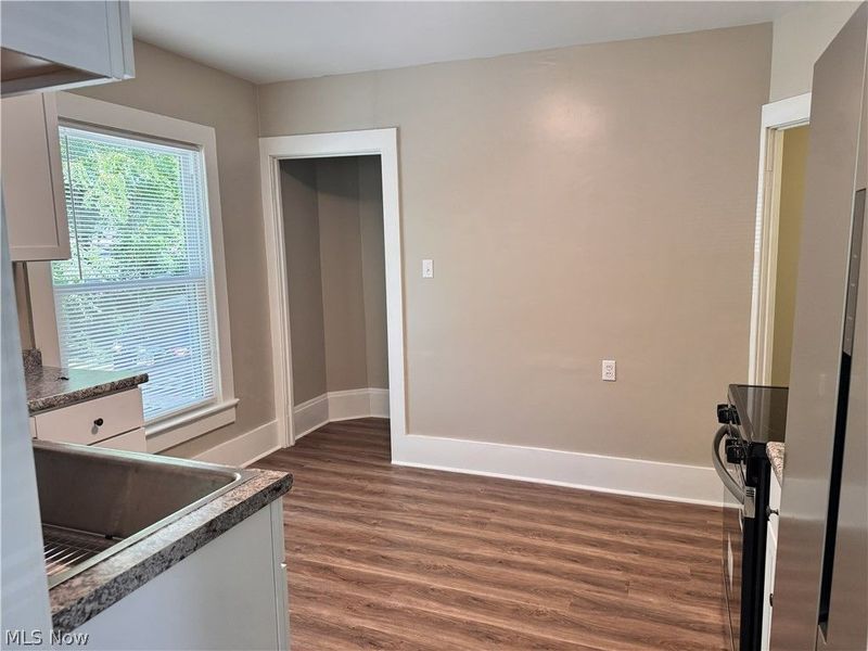 301 Bell Street, Barberton, OH 44203 Photo 6
