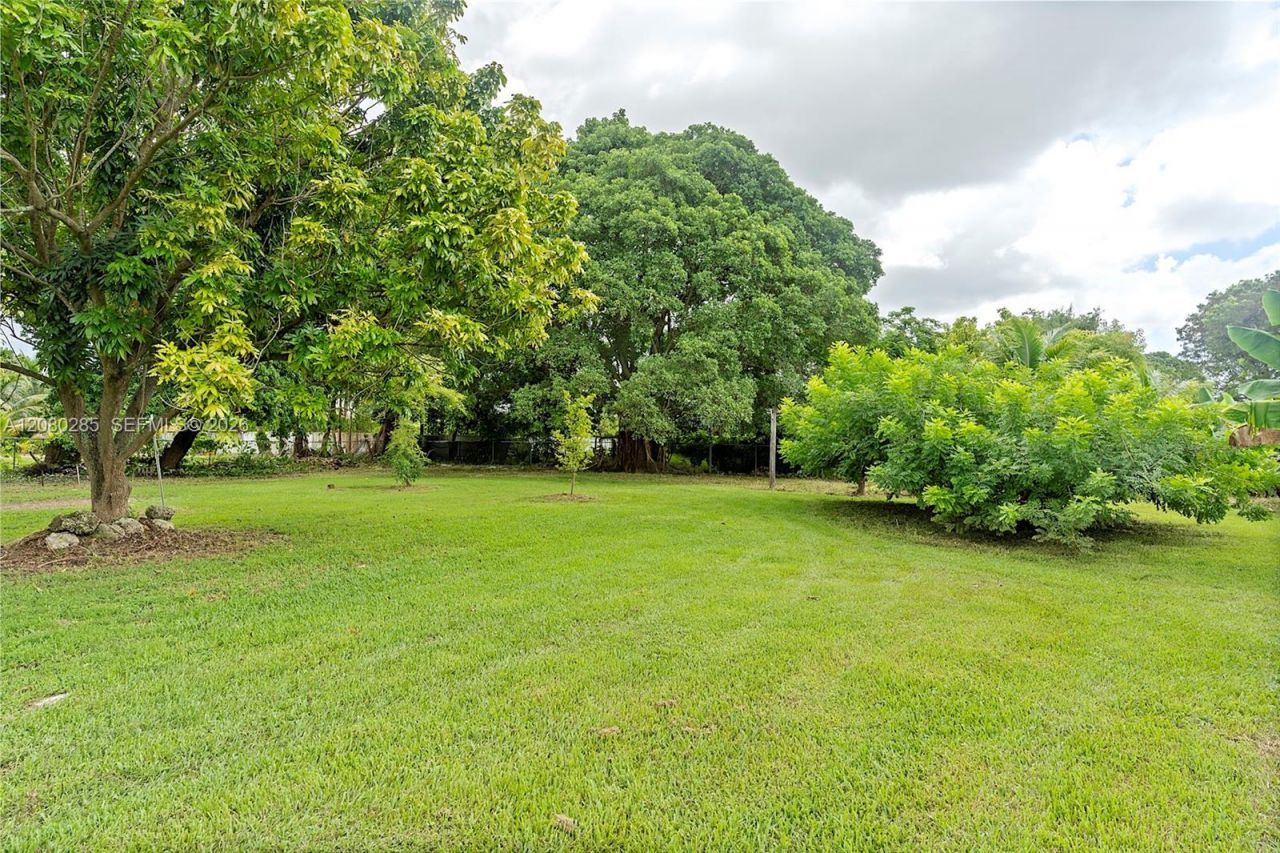 381 SW 127th Ave , Miami, FL 33184 Photo