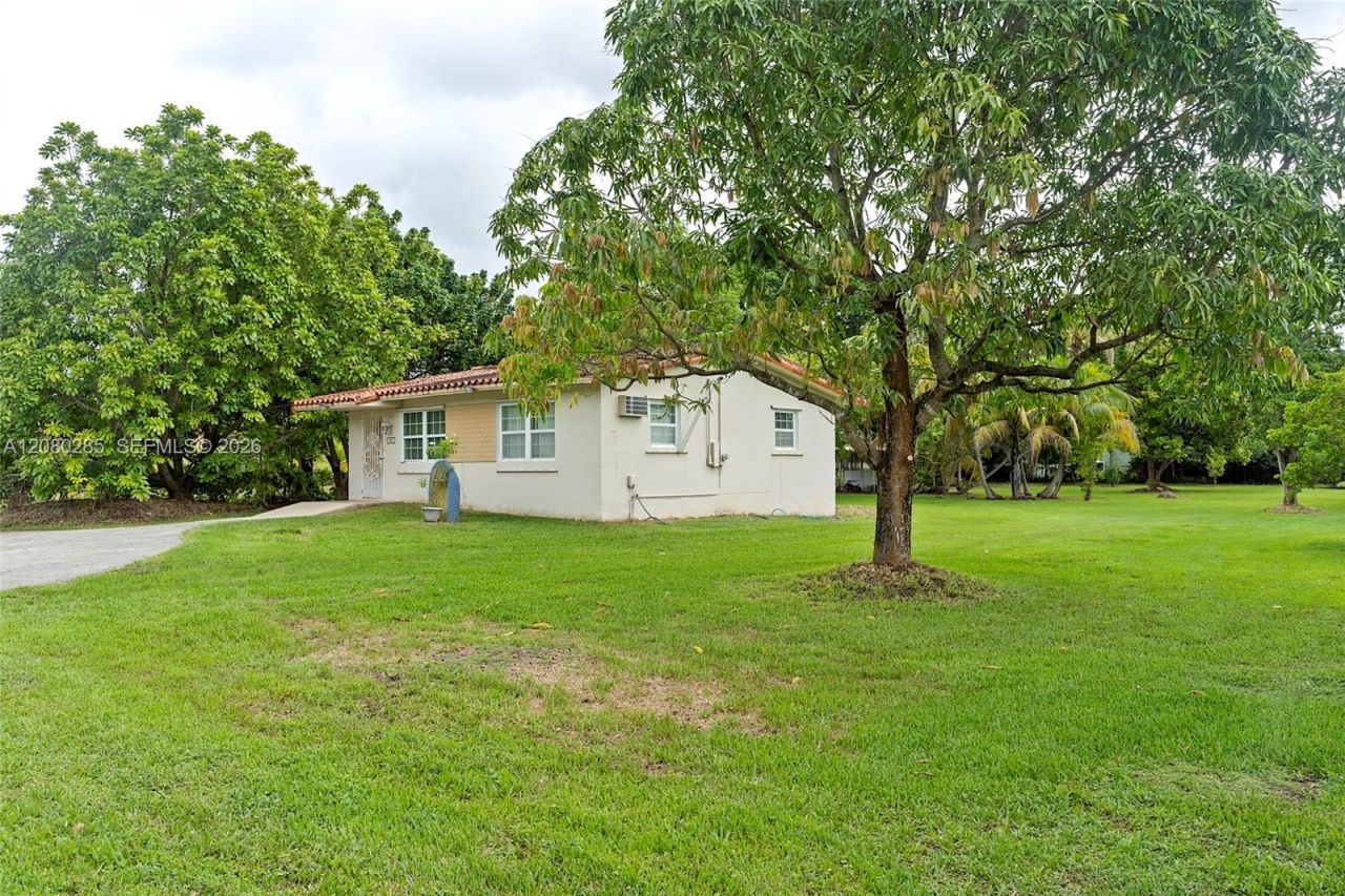 381 SW 127th Ave , Miami, FL 33184 Photo