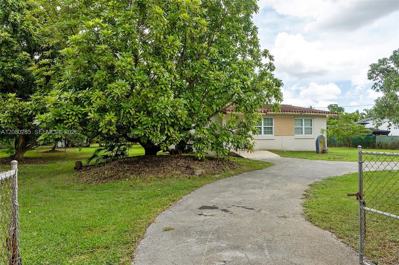 381 SW 127th Ave , Miami, FL 33184 Photo