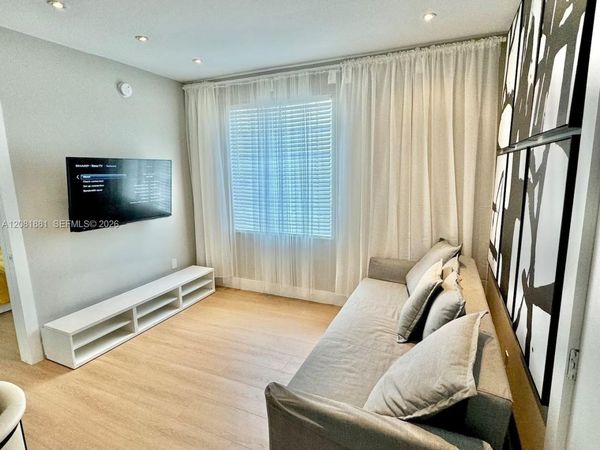 750 Collins Ave, Unit 206, Miami Beach, FL 33139