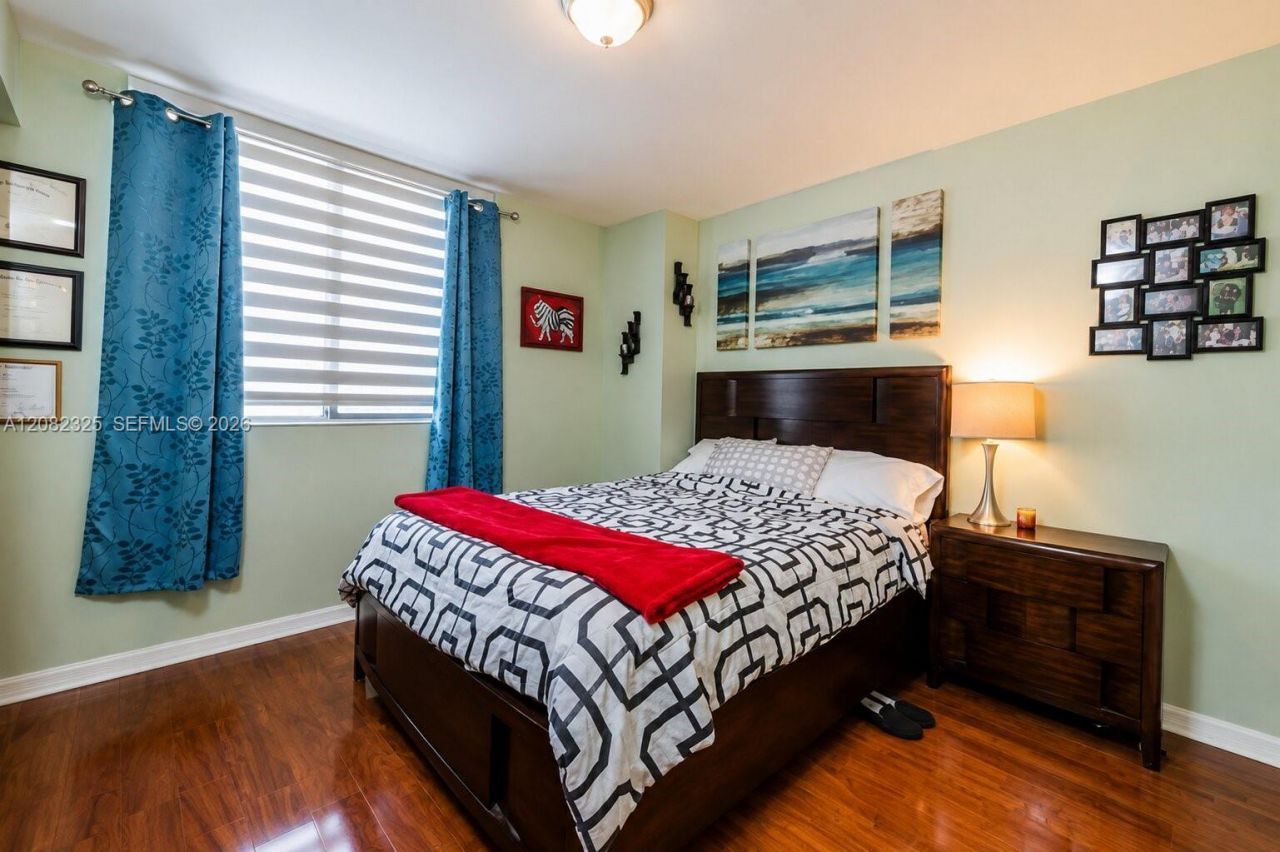 3530 SW 22nd St , Unit 714, Miami, FL 33145 Photo