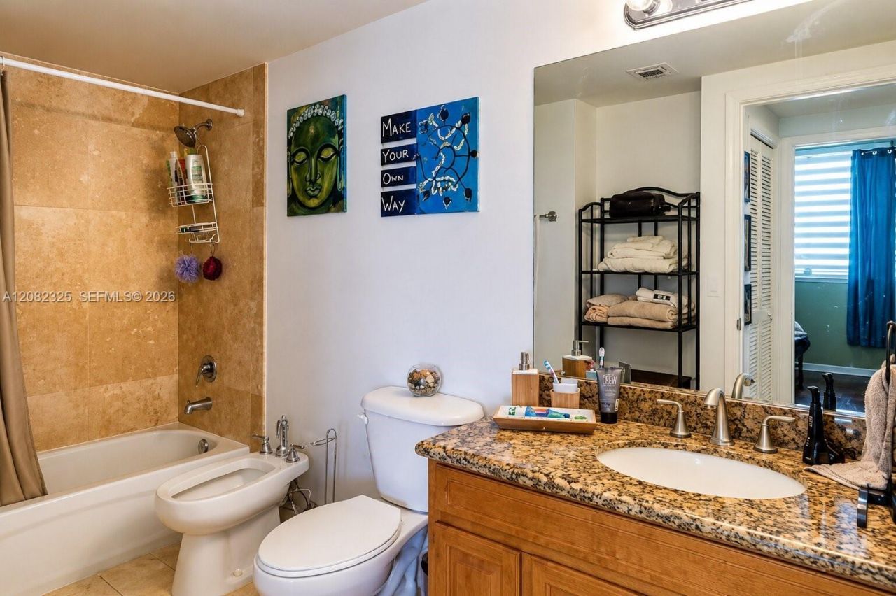 3530 SW 22nd St , Unit 714, Miami, FL 33145 Photo