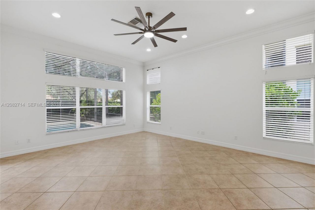 2009 Isla De Palma Cir , Naples, FL 34119 Photo