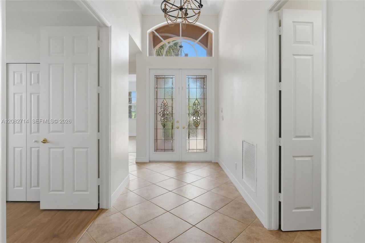 2009 Isla De Palma Cir , Naples, FL 34119 Photo