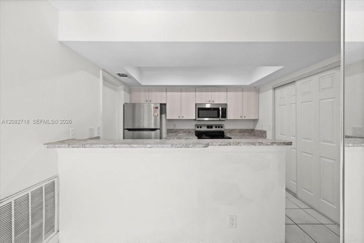 7425 SW 13th St, North Lauderdale, FL 33068 Photo