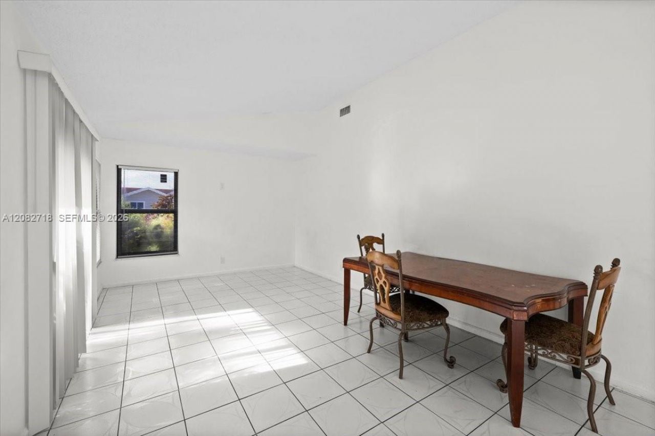 7425 SW 13th St, North Lauderdale, FL 33068 Photo