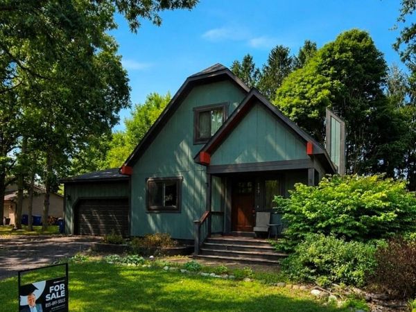 705 Estes Court, Waterford Township, Mi 48327