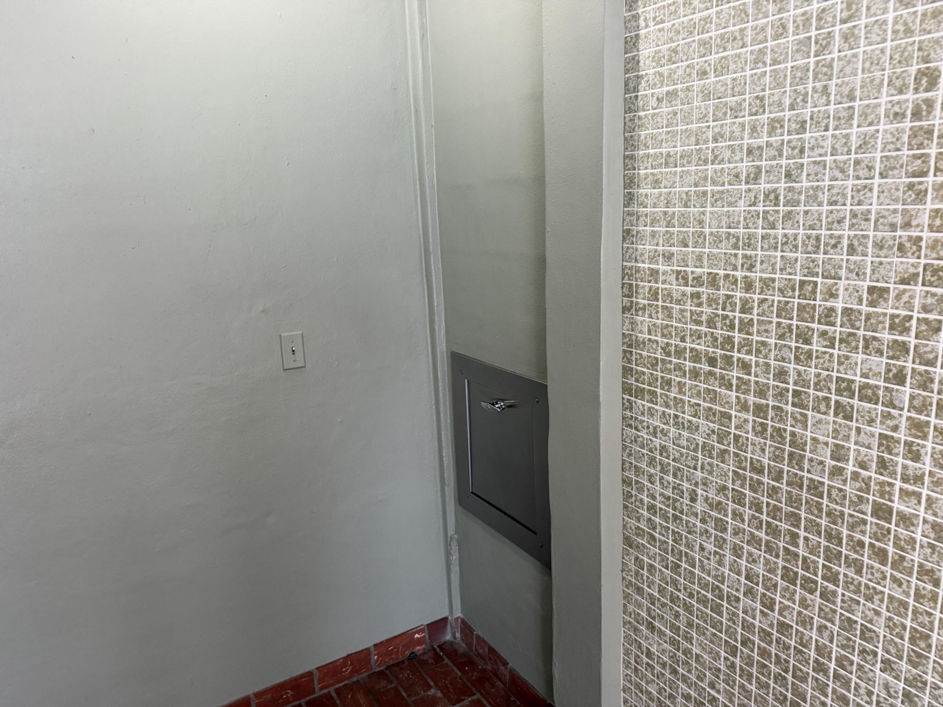 4120 Tivoli Court, Unit 208, Lake Worth, FL 33467 Photo