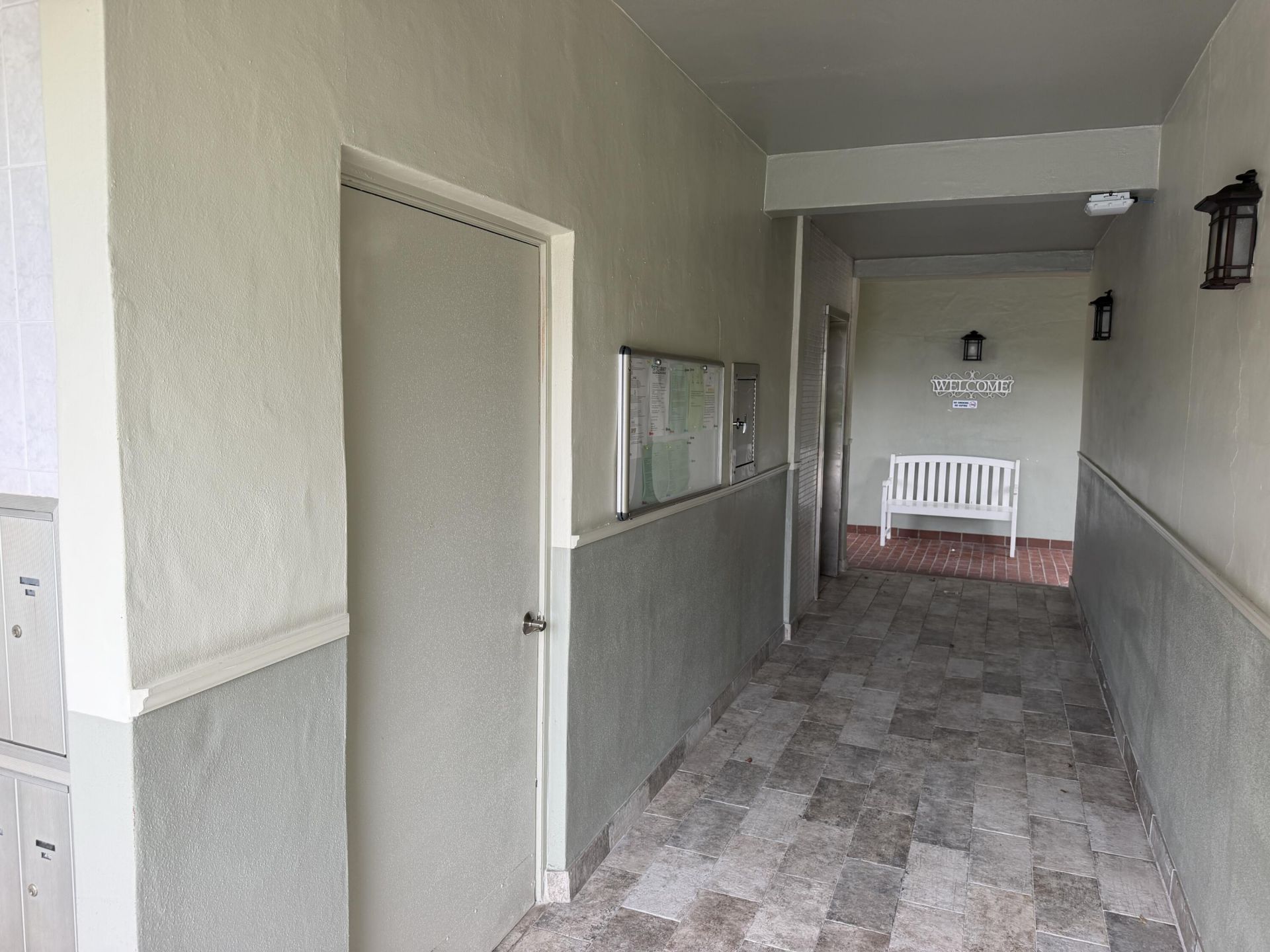4120 Tivoli Court, Unit 208, Lake Worth, FL 33467 Photo