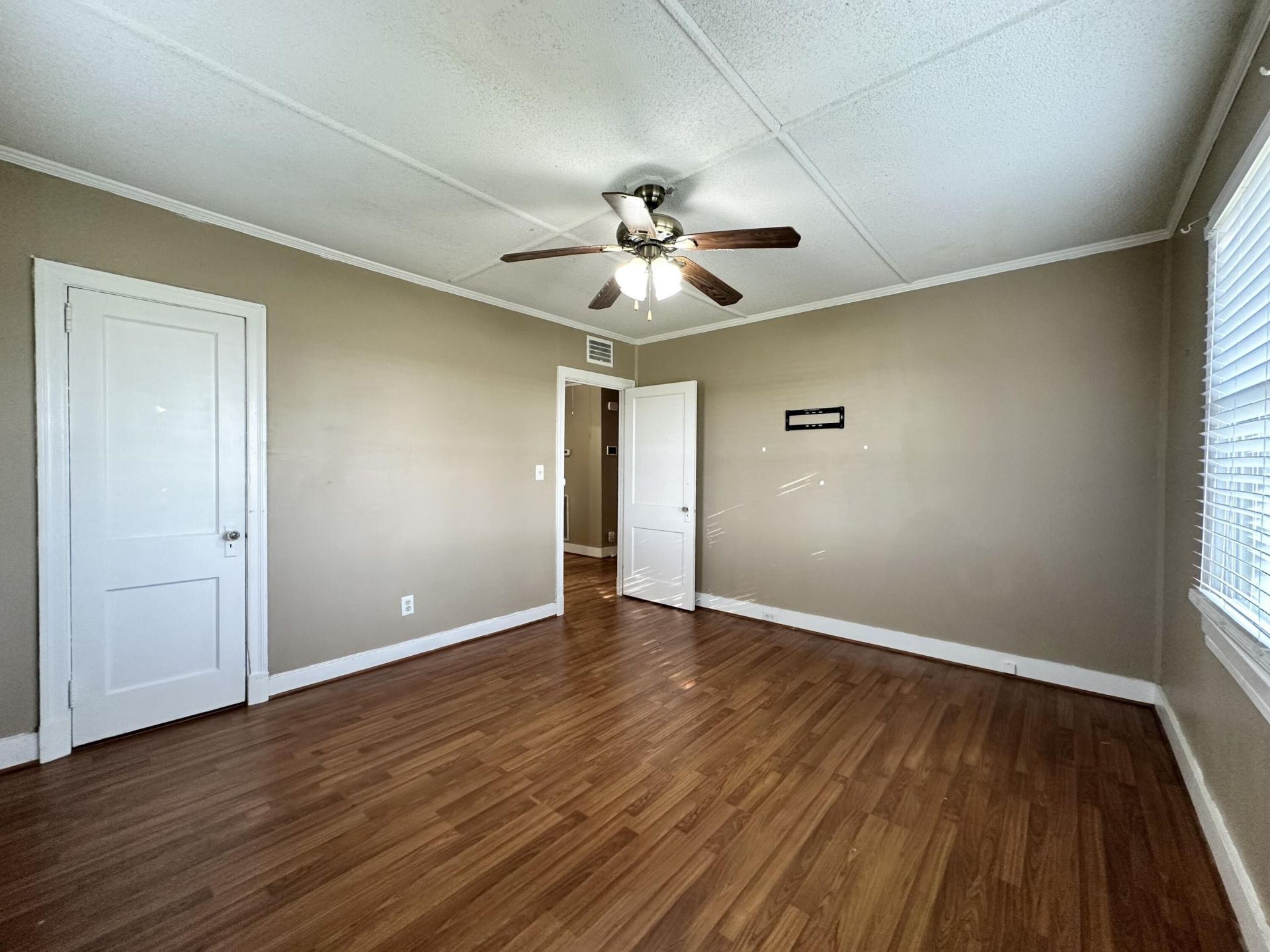 9715 Old State Road Photo 14