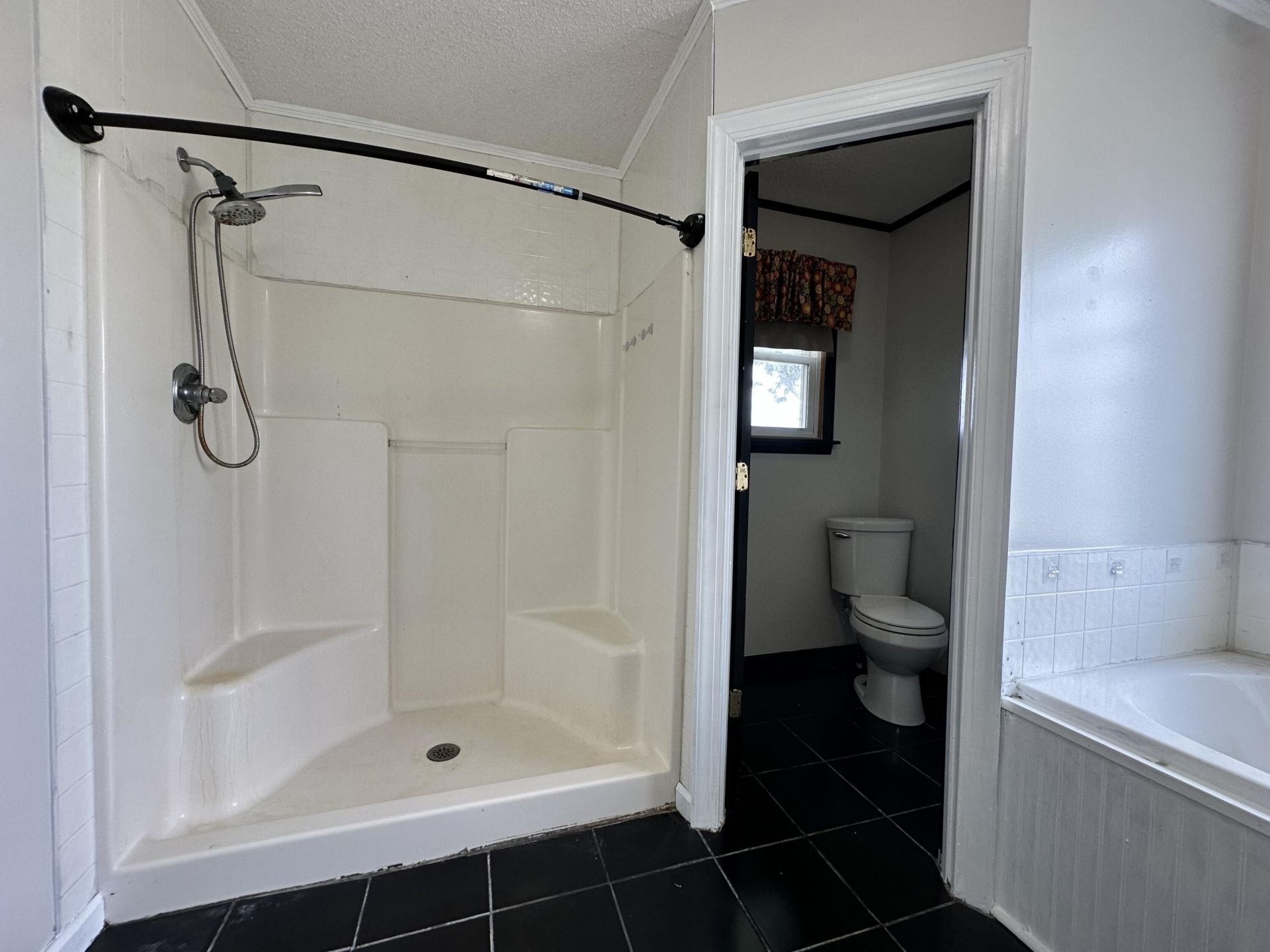 9715 Old State Road Photo 20