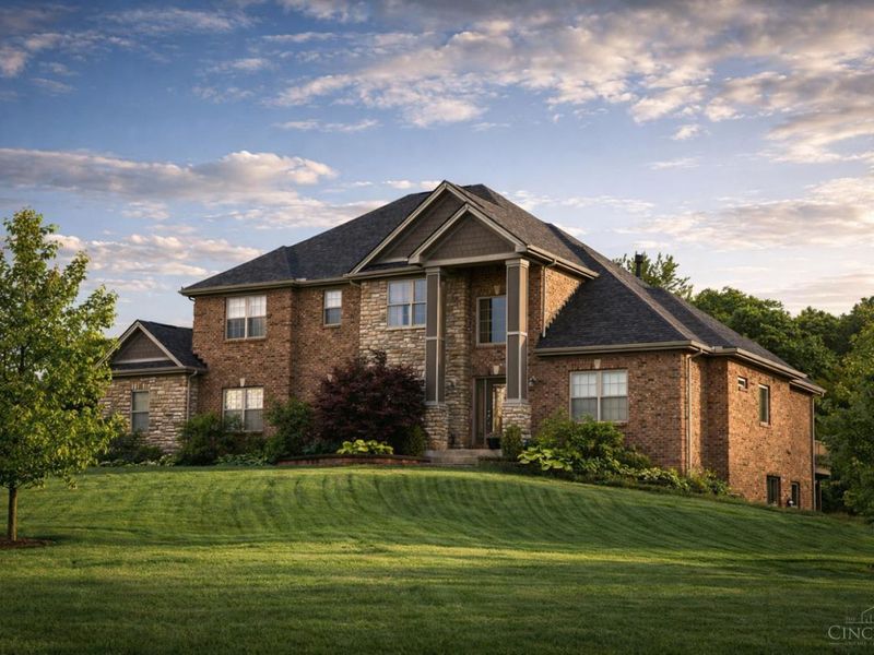 8005 Bending Willow Court, Clearcreek Township, OH 45068 Photo 1