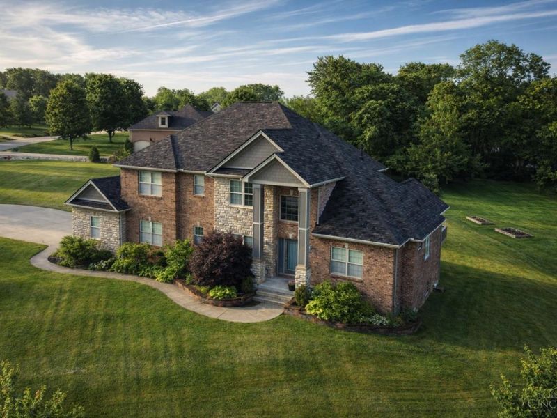 8005 Bending Willow Court, Clearcreek Township, OH 45068 Photo 11