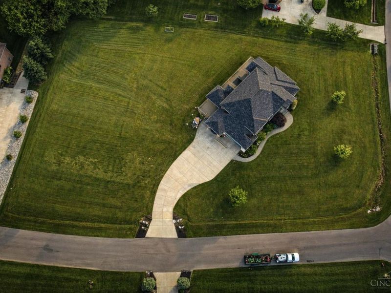 8005 Bending Willow Court, Clearcreek Township, OH 45068 Photo 5