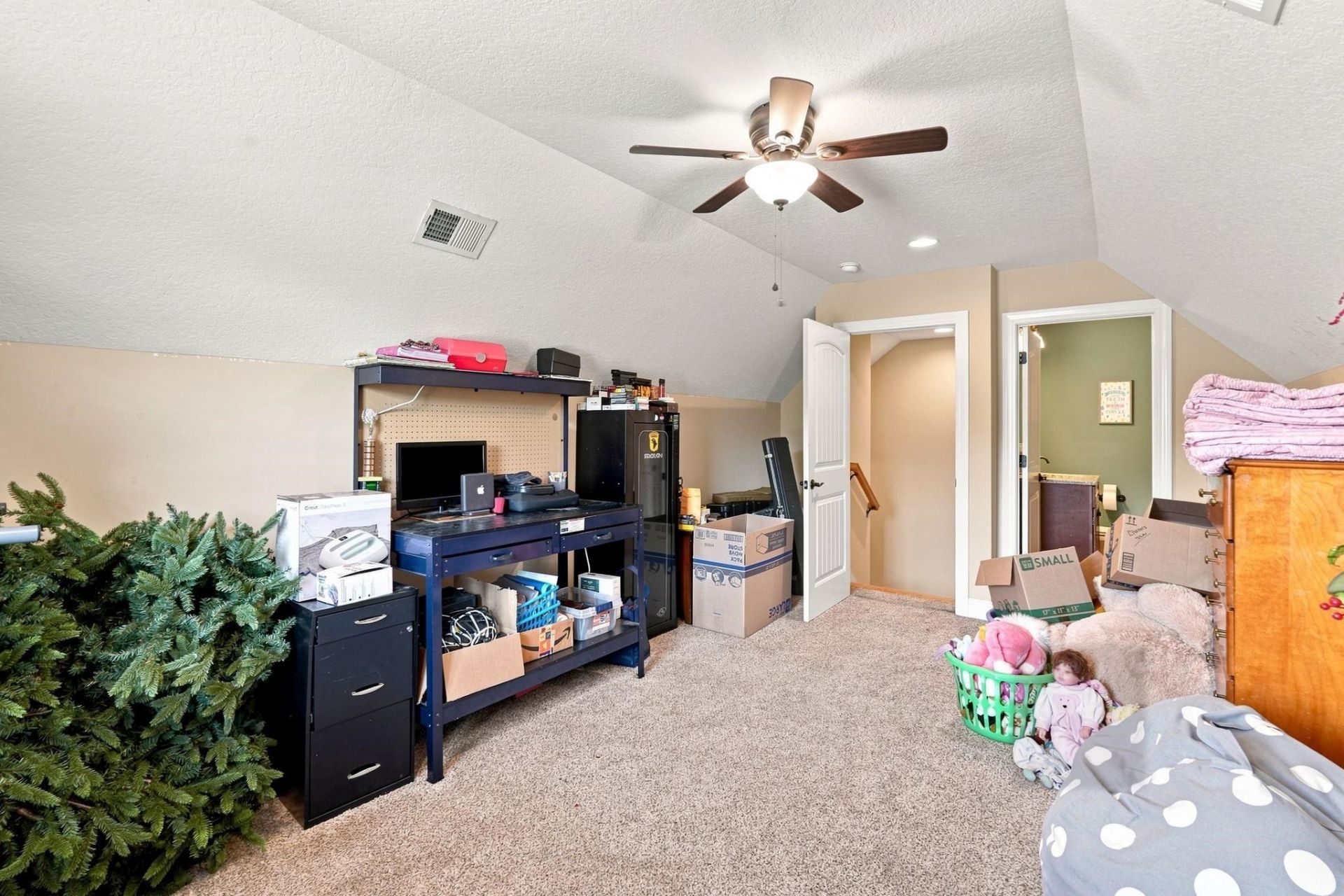 117 Old English Dr. Photo 34