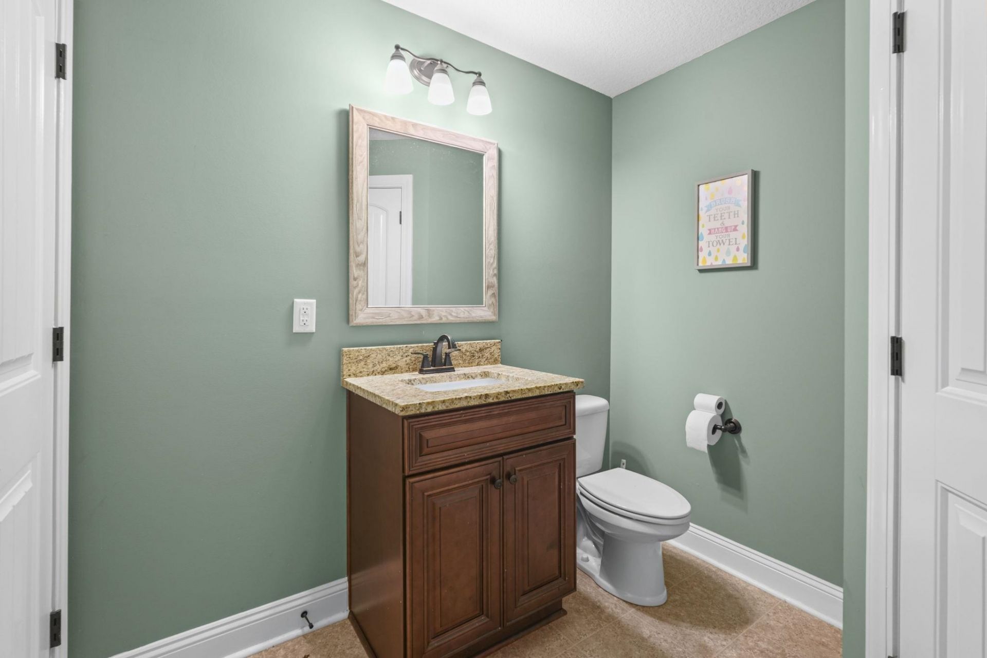 117 Old English Dr. Photo 35