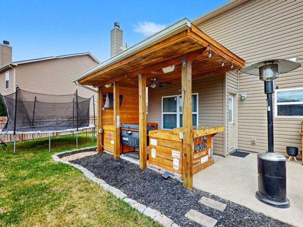 629 Pemberton Dr, Lebanon, TN 37087