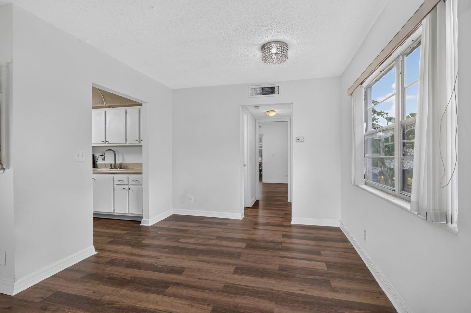 104 E Easthampton E, Unit 1, West Palm Beach, FL 33417 Photo