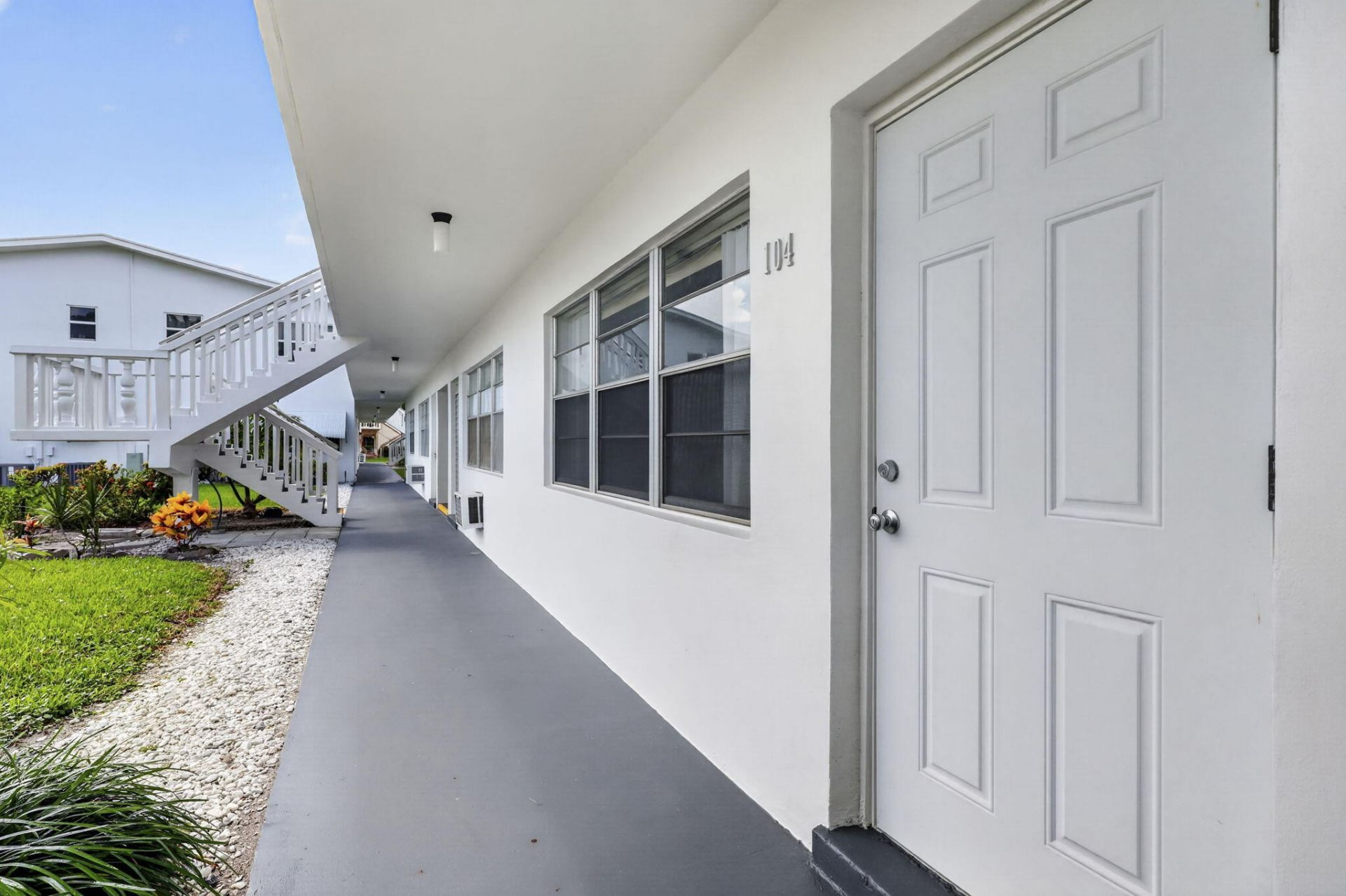 104 E Easthampton E, Unit 1, West Palm Beach, FL 33417 Photo