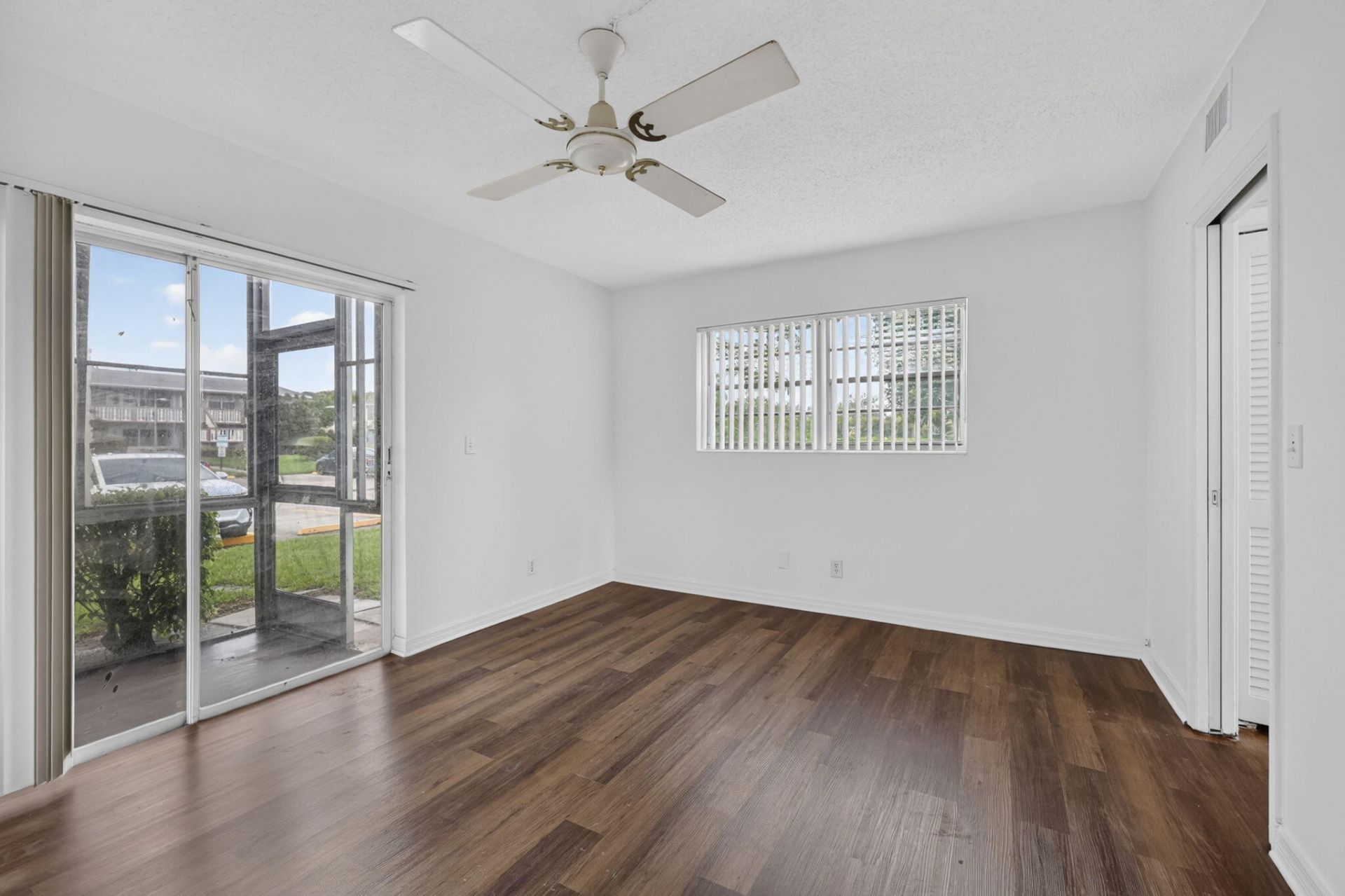 104 E Easthampton E, Unit 1, West Palm Beach, FL 33417 Photo