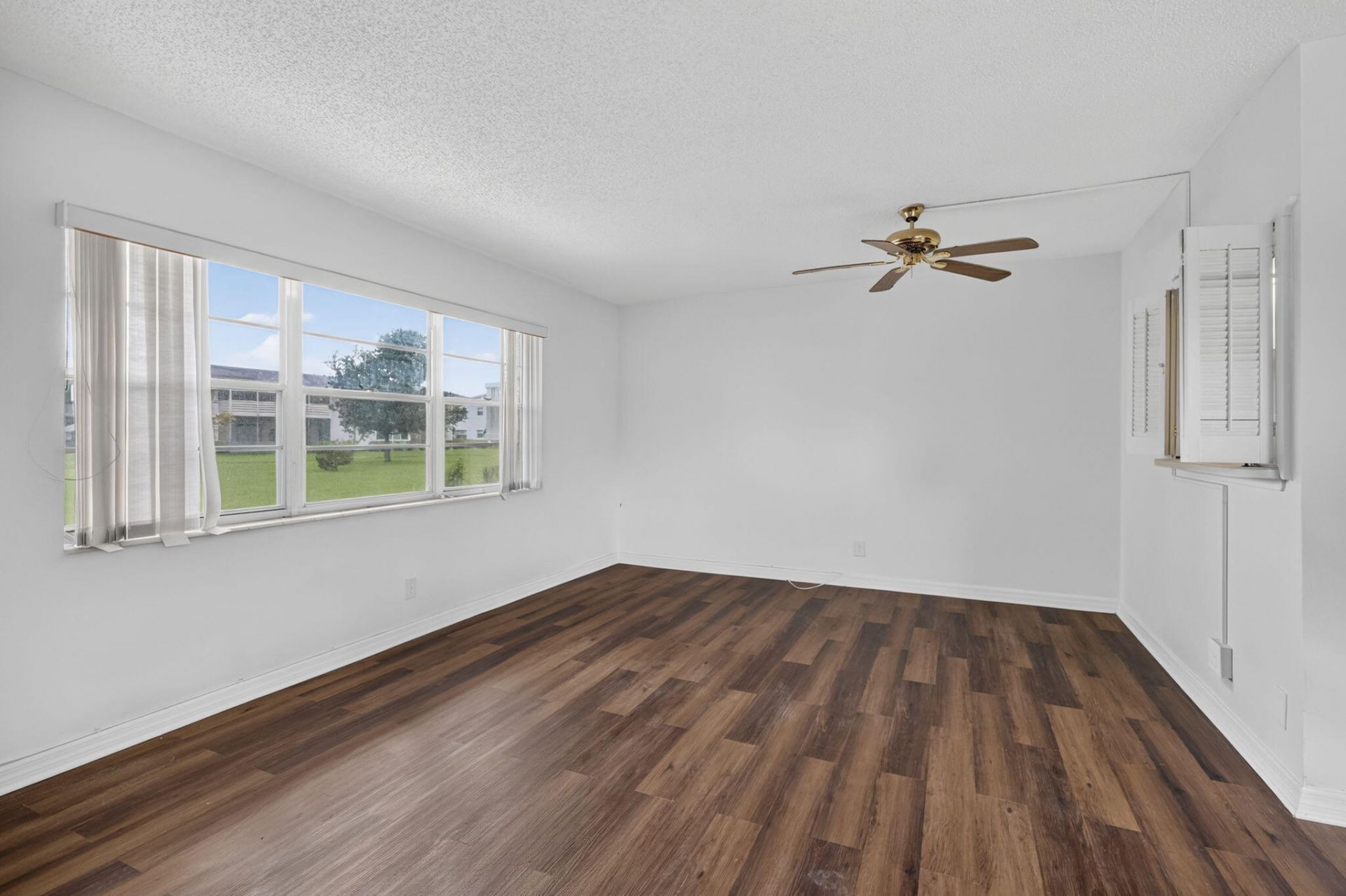 104 E Easthampton E, Unit 1, West Palm Beach, FL 33417 Photo