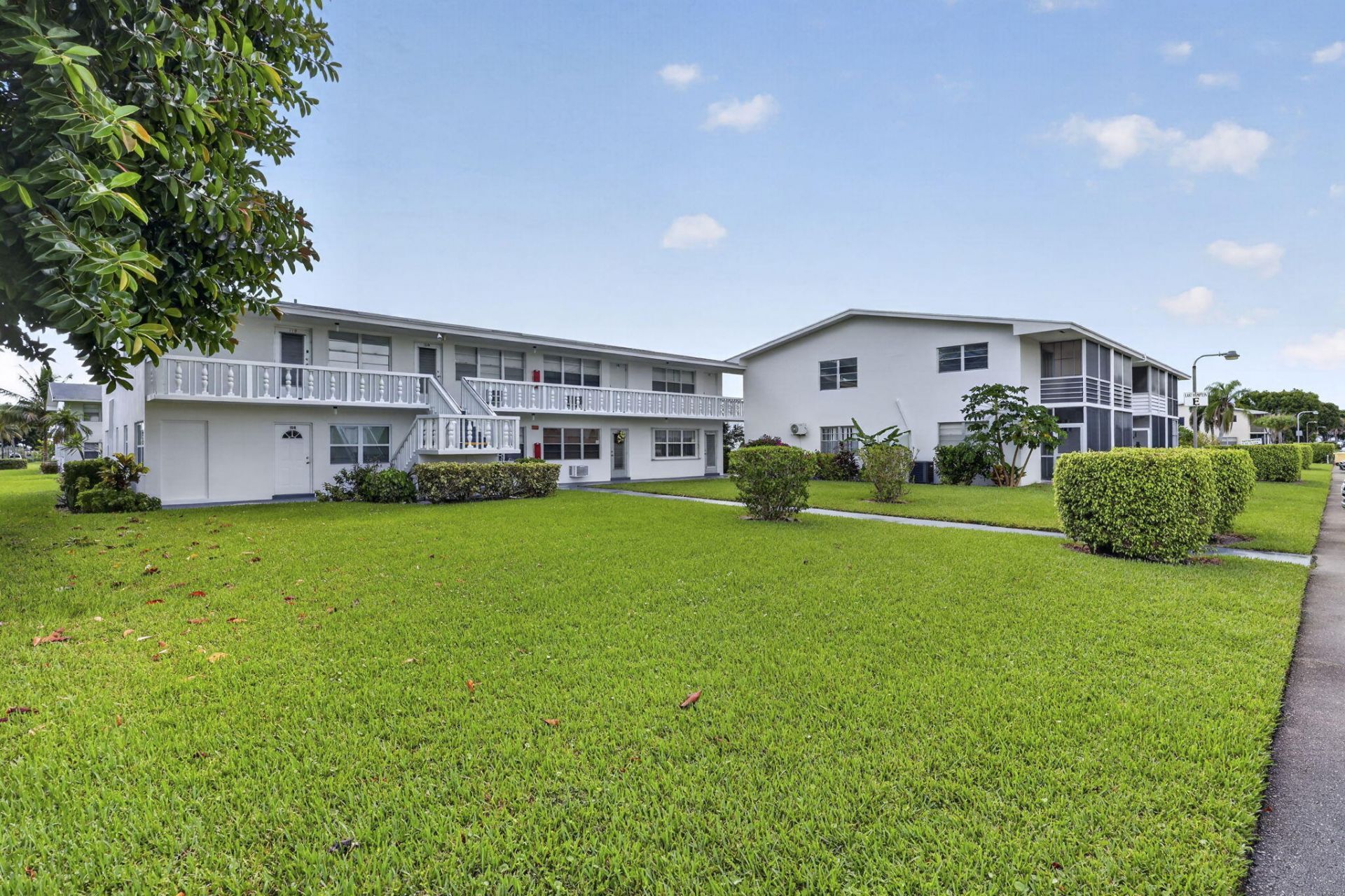 104 E Easthampton E, Unit 1, West Palm Beach, FL 33417 Photo