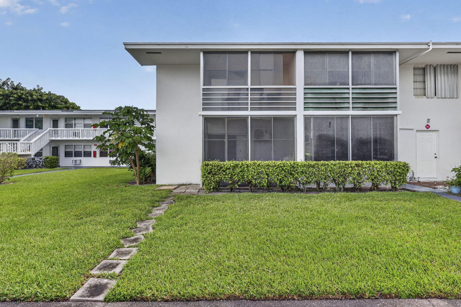 104 E Easthampton E, Unit 1, West Palm Beach, FL 33417 Photo