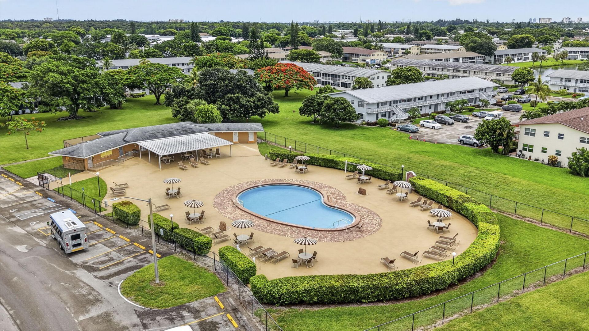 104 E Easthampton E, Unit 1, West Palm Beach, FL 33417 Photo