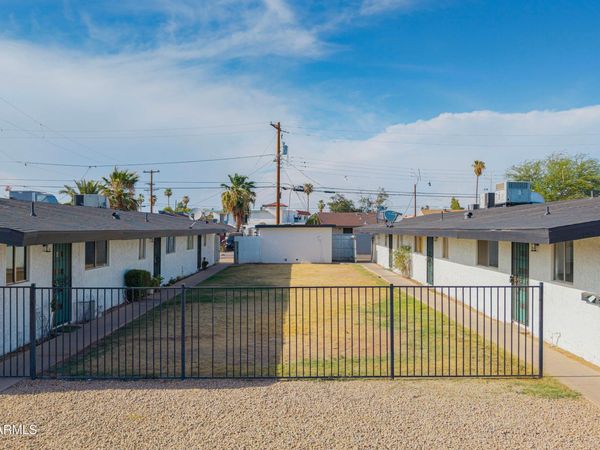2140 W HEATHERBRAE Drive, Phoenix, AZ 85015