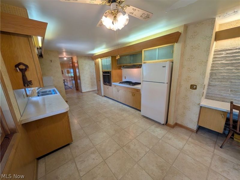 707 Markley Street NE, Canton, OH 44721 Photo 13