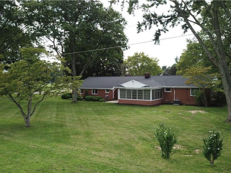 707 Markley Street NE, Canton, OH 44721 Photo 7
